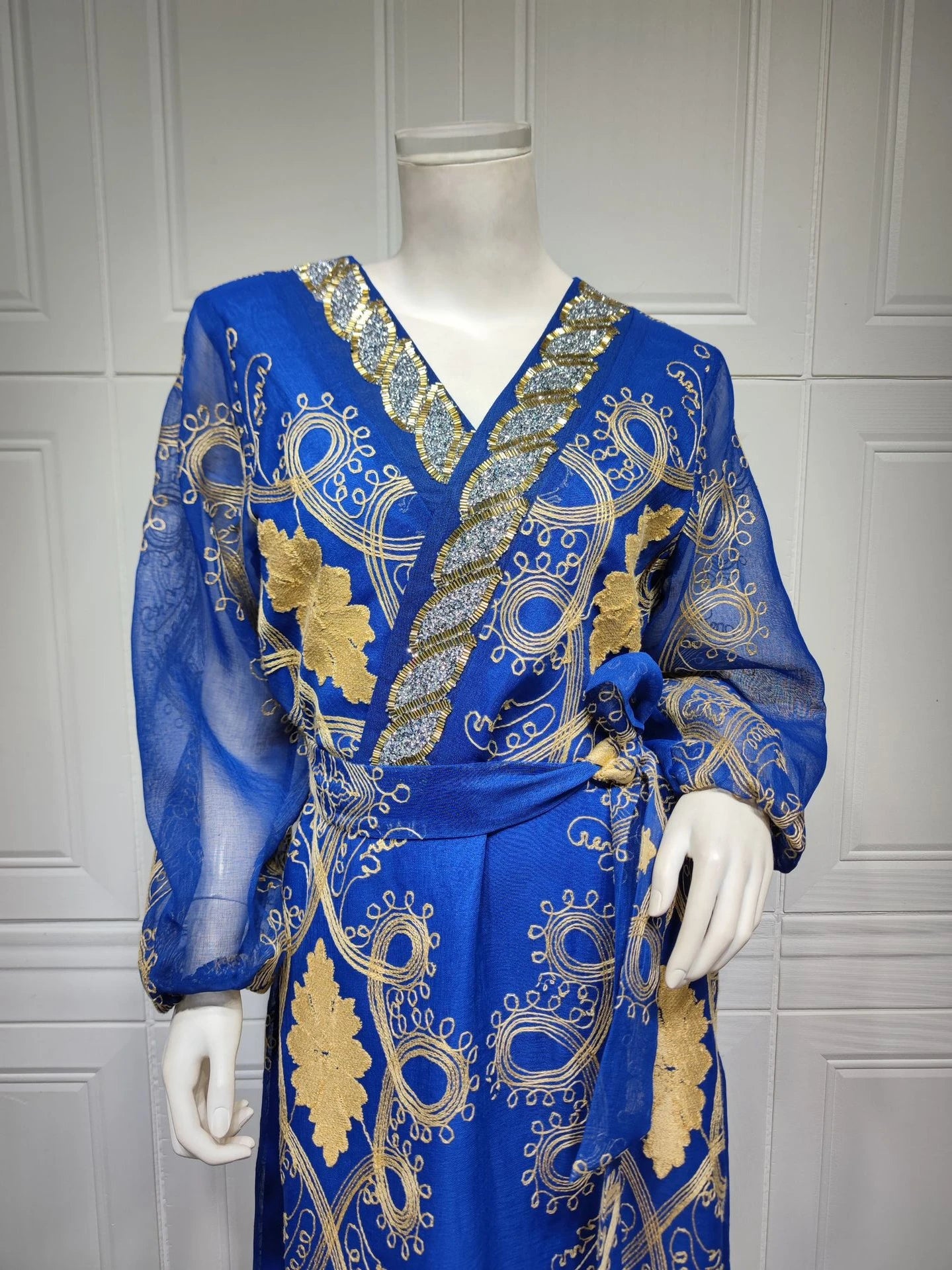 Costumes arabes pour femmes, mode Chic, maille brodée, manches longues, col en v, vêtements ceinturés, robe de soirée élégante pour femmes musulmanes