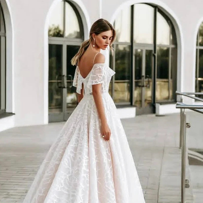 I OD Elegant A-Line Wedding Dresse Spaghetti Short Sleeves V-neck Open Back Lace Up Applique Tulle Bridal Gowns Court Train