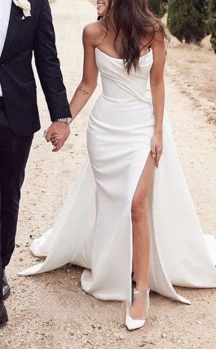 Vestidos de novia sexis con forma de corazón, Vestidos de fiesta de Organza plisados ​​esponjosos con abertura lateral, tren de barrido, Vestidos formales de fiesta en la playa para novia 