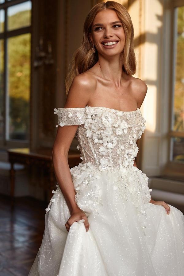 Splendida soffocità Pretty Nuove semplici appliques A-Line Sleevelezza Mopping Abito da sposa sexy Eleganti abiti da sposa senza schienale