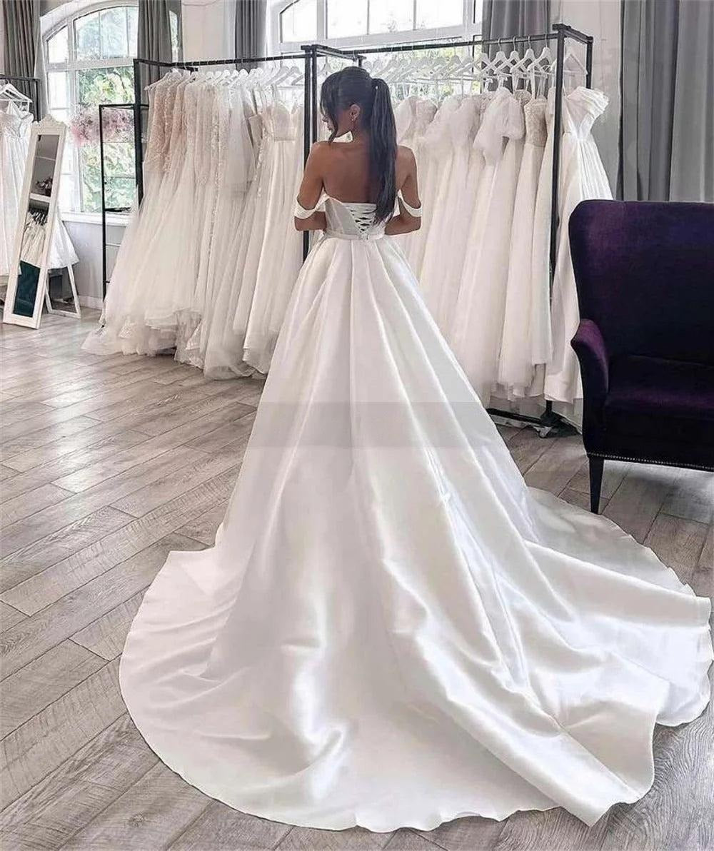 Vestidos de novia elegantes de talla grande de satén blanco, Vestido de novia con corsé y manga casquillo, vestidos de novia con lado dividido, tren grande