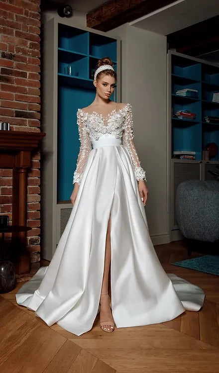 Attractive A-Line Wedding Gown for Bride Slit Illusion Buttons 3D Appliques Beadings Pleated Court Train Robe De Mariee