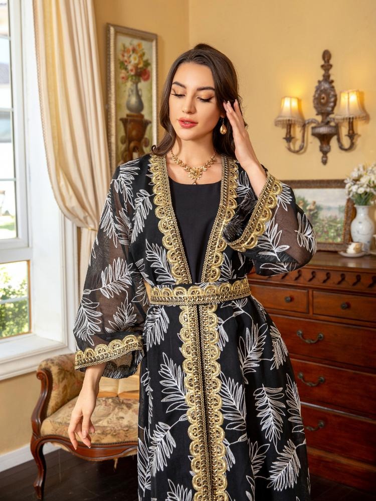 Arabische Dubai Galabia Muslimische Frauen setzt schwarze Ärmeln unter Kleid und goldene Klebeband Gürtel Stickpaine Kimono Abayas