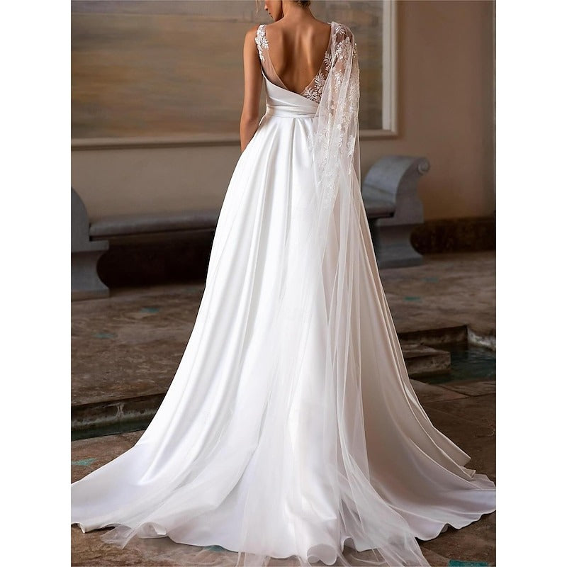 Exquisite Off Shoulder Beach A-Line Fluffy Wedding Dresses Sexy Backless Lace Backless Sweep Train Bridal Gowns