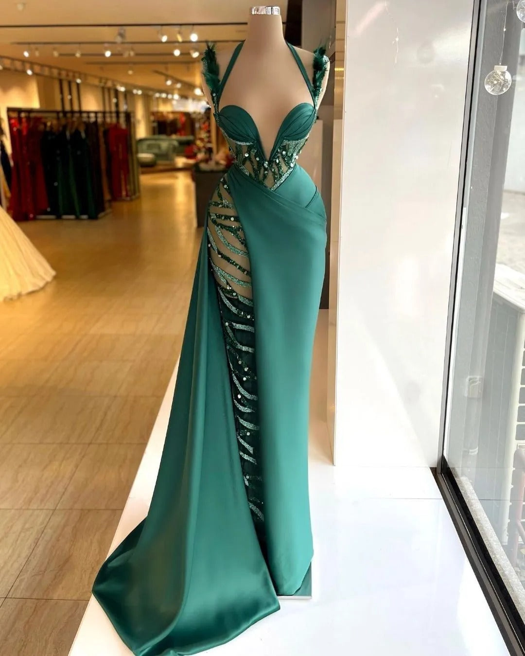 Luxus Ball Abendkleid Meerjungfrau Sexy V-Ausschnitt Feder Pailletten-Wickel Hüfte mit bodenlangen Rockkleid Cocktail Party formelle Kleid