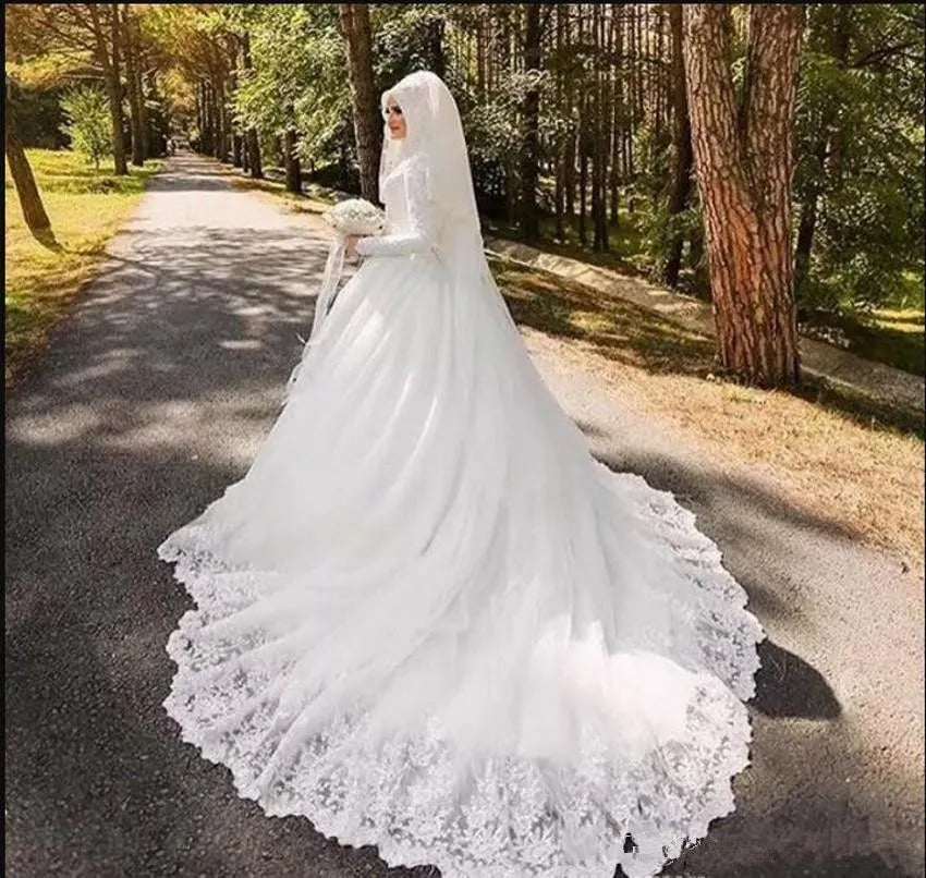 فساتين زفاف مسلمة مشمسة من فينكا بأكمام طويلة De Noiva Robe De Mariage Arabic Luxury Long Trail فستان زفاف من الدانتيل