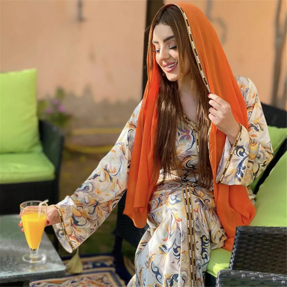 Moslim Abayas VAE DUBAI CHIC ETHNISCHE PRINTING TAPE TRIM VOLLEDIGE MOEVE VO-NECK Elegante Casual Kaftan-jurken Dames Dubai