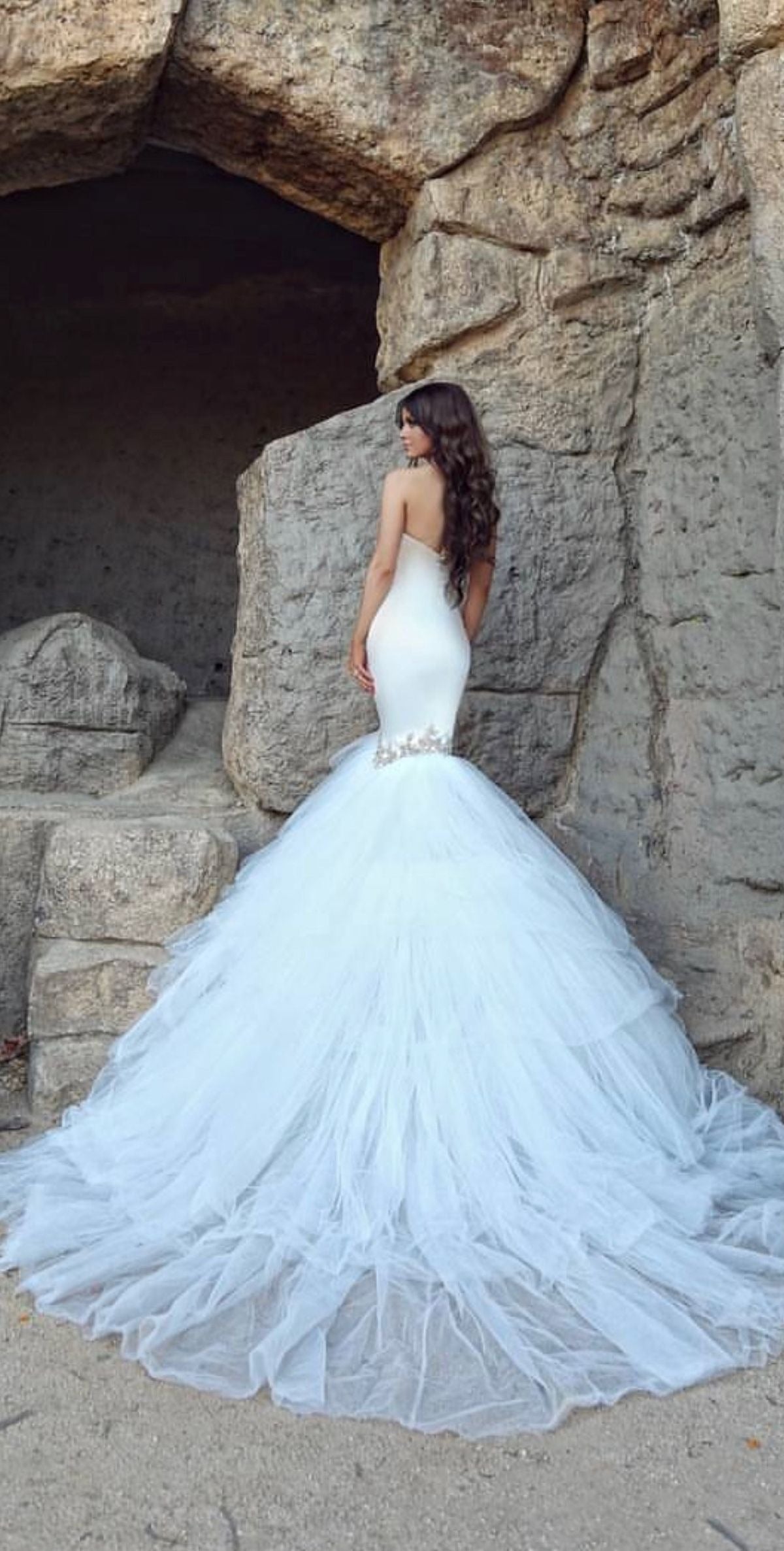 Abiti da sposa sexy a cuore cristalli di sirene vestidos de novi court treno abiti da sposa formali suknia slubna corsetto personalizzato