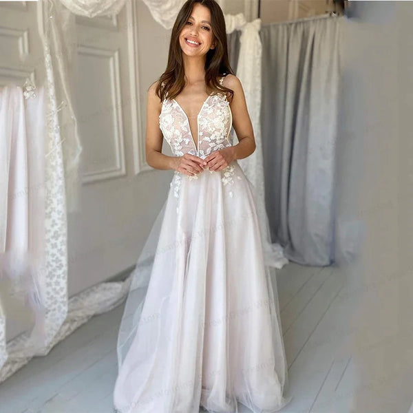 Simple Wedding Dress V-Neck Wilth 3D Flowers Sleeveless A-Line Tulle Robe De Mariee Custom Made Bridal Gown Floor Length Charm