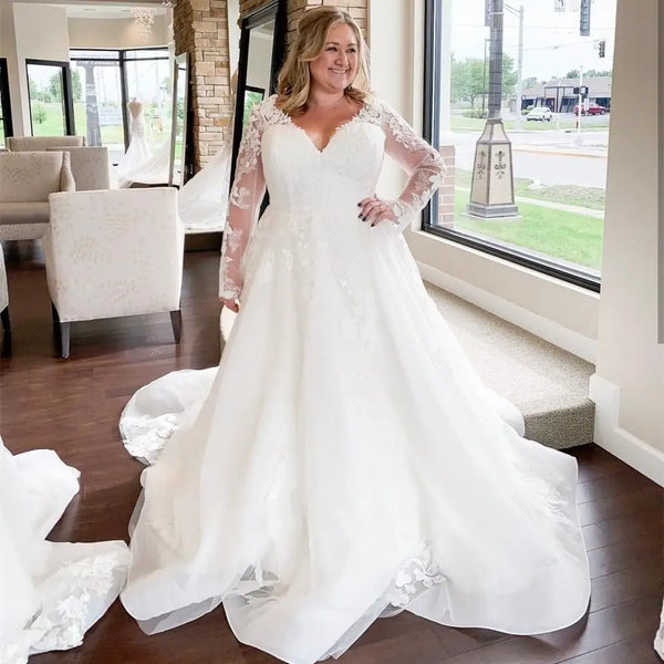 LSYX Wedding Dress Plus Size Long Sleeve Royal Train Floor Length Lace Appliques Bridal Gowns V-neck Tulle White women brides
