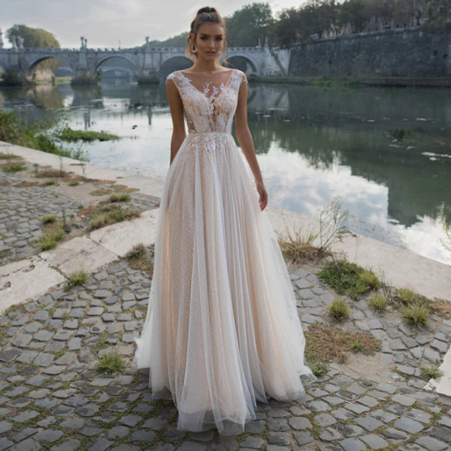 Vestidos De novia De playa una línea De tul cuello en V mangas casquillo longitud hasta el suelo espalda abierta Vestido De novia Vestido De novia De talla grande 