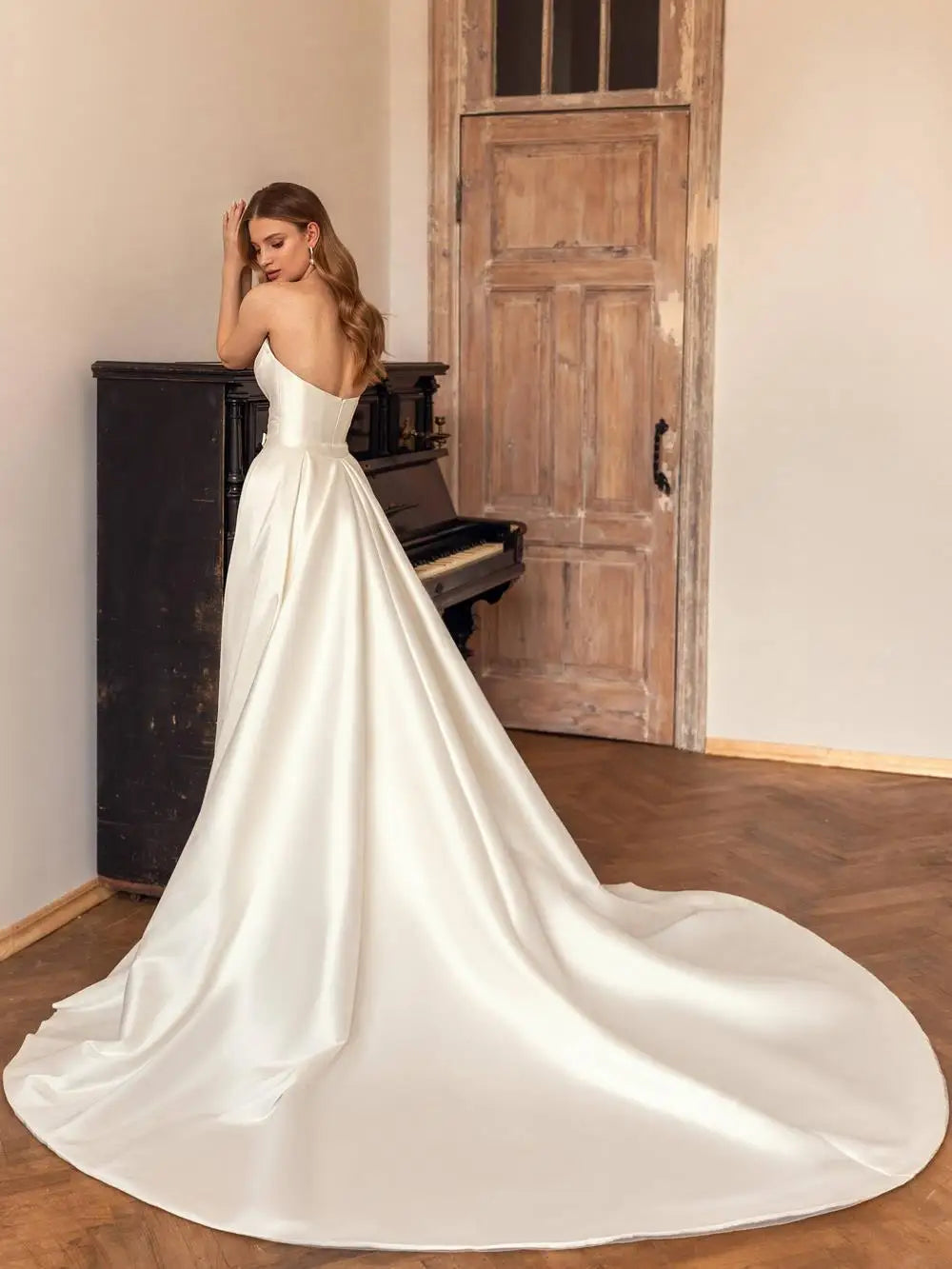 فساتين زفاف مثيرة من الساتان على الكتف مع فساتين زفاف قابلة للفصل من القطار حبيب A-Line White/Ivory Bridal Gowns vestidos de novia