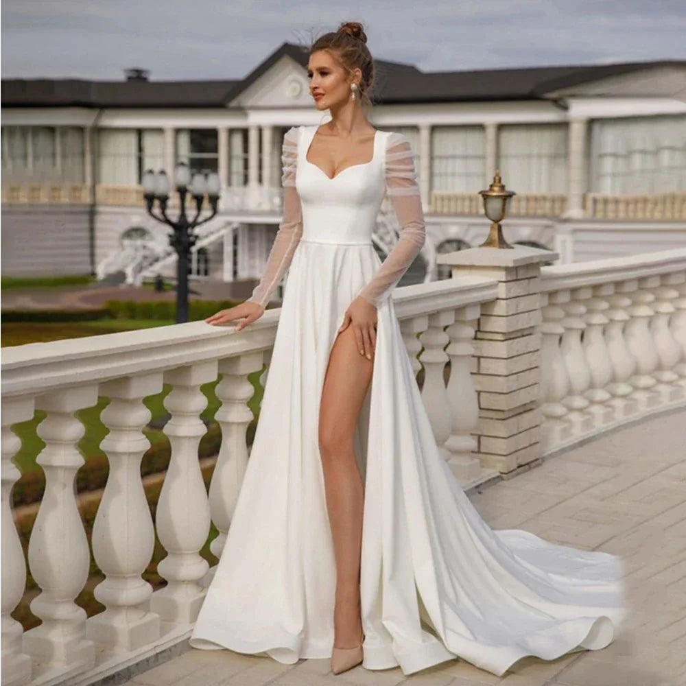 Beautiful Long sleeved Mermaid Vent Wedding Dresses Elegant Satin Sweetheart Neck Bridal Dress Sexy Split White Wedding Gowns Beige 14W