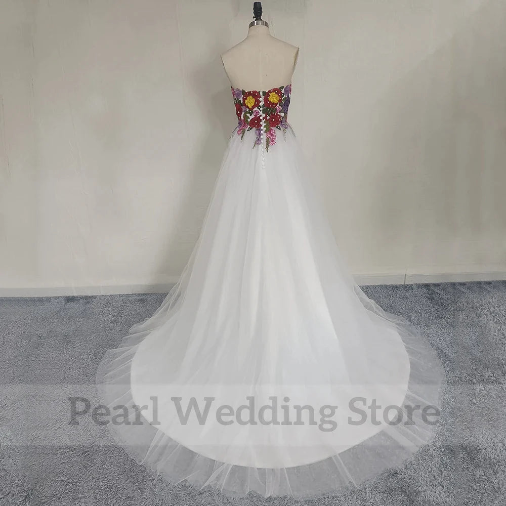 Colourful Embroidery Wedding Dress Strapless Sleeveless Bridal A-Line Floor Length Tulle Backless Romantic Sweep Train Gowns