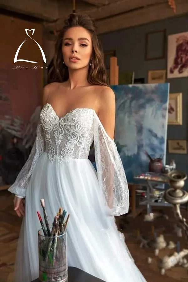 Lace Appliqued Sexy Country Wedding Dresses Sweetheart Long Sleeves Elegant Beach Boho Vintage Wedding Dresses Bridal Gowns