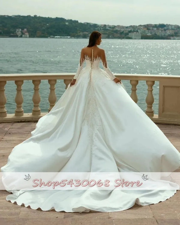 Glamorous Front Split Bridal Gowns Pearls Appliques Wedding Dress Custom Made Sheer Neck Jewel With Overskirts Vestido de novia